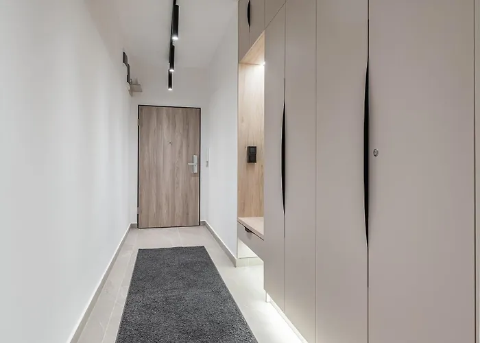 Brand New In A House بودابست